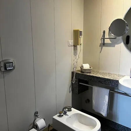 Flat Fantastico No Hotel Bonaparte A Brasilia Exterior photo
